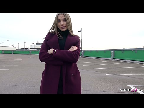 ❤️ VĀCU SKAUTS IR SAPNIS, PIESKARAS STEELE, AUTOSTĀVVIETA TELLTALE UN SEXY PAR NAUDU ️❌ Seks video pie mums ❌️