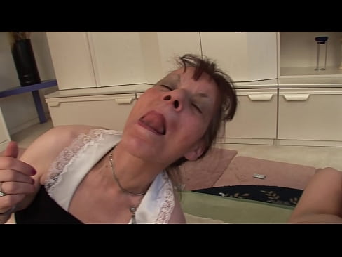 ❤️ Divām vecmāmiņām un vectētiņam ir sekss trijatā ️❌ Seks video pie mums ❌️
