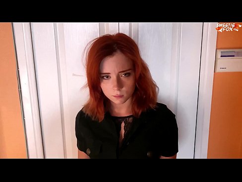 ❤️ Apsargs sodīja skaistu sievieti par zādzību veikalā - sperma mutē ️❌ Seks video pie mums ❌️