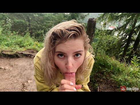 ❤️ Meitene norij spermu pēc publiska blowjoba - Eva Elfi ️❌ Seks video pie mums ❌️